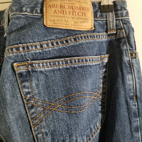 Abercrombie & Fitch boot-cut jeans, size 4 regular - Picture 3 of 9